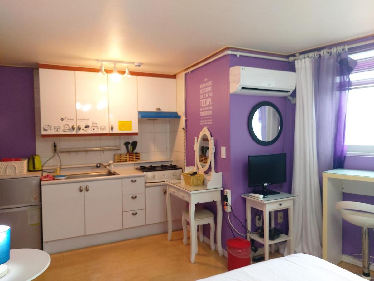 Han River Residence & Guesthouse Seoul Bagian luar foto